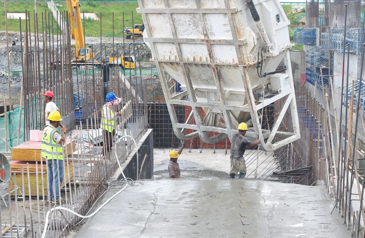 1752458657472575.jpg 5.jpg