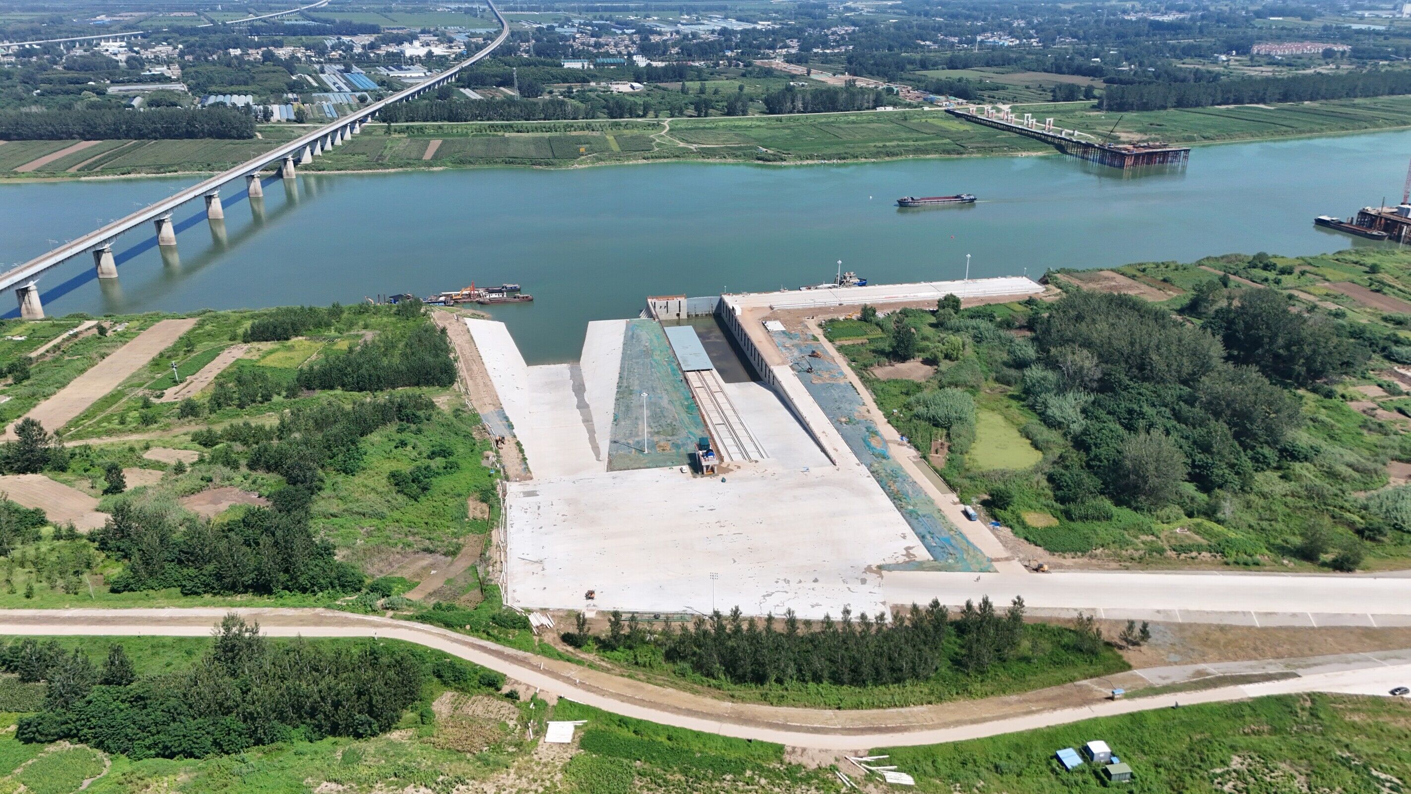 1756259824814419.jpg 3.jpg