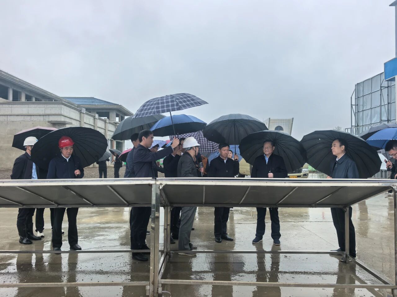 1760920525104640.jpg 111.jpg