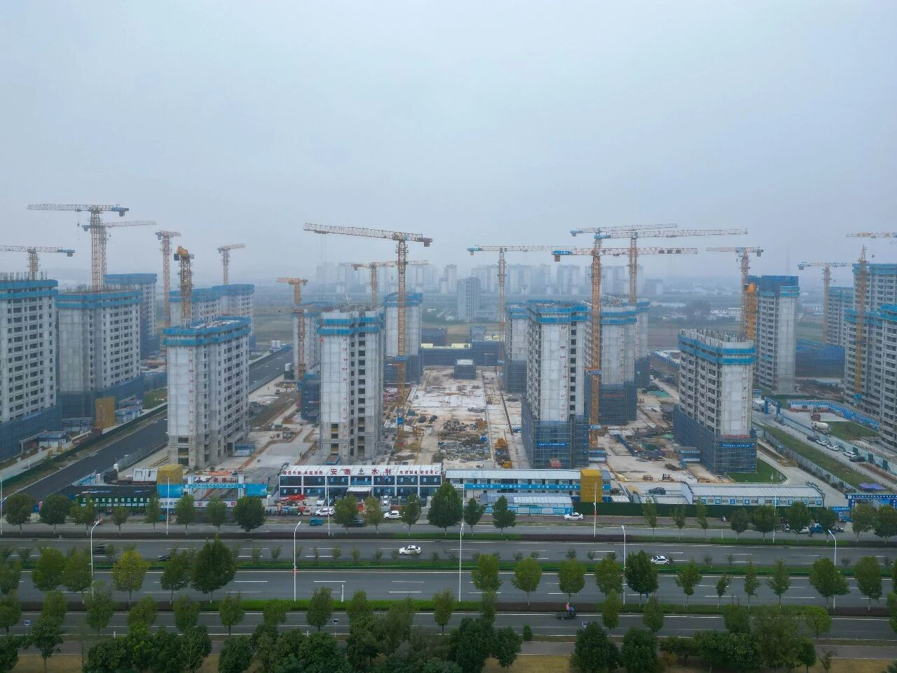 1761008534874276.jpg 444.jpg