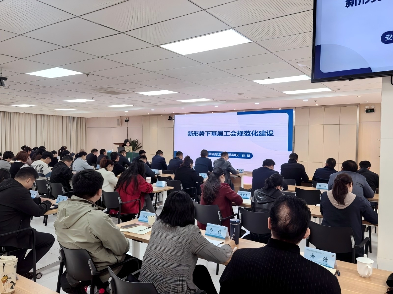 1762661265118827.jpg 下載123.jpg