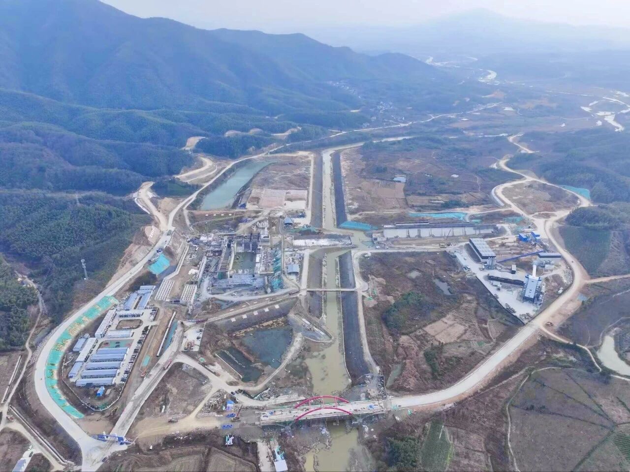 1768266169585533.jpg 1768266169585533.jpg